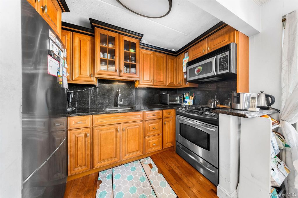 2322 30th Road 5A, Astoria, NY 11102 — photo 5