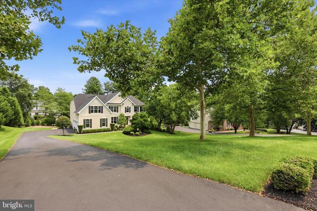 16 HEATHER WAY, Newtown Square, PA 19073