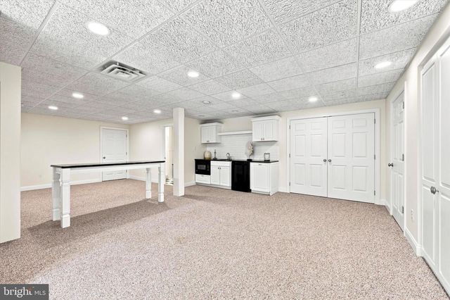 16 HEATHER WAY, Newtown Square, PA 19073