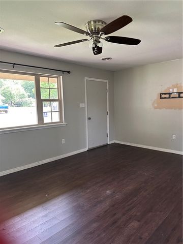 401 NW 7th, Atkins, AR 72823