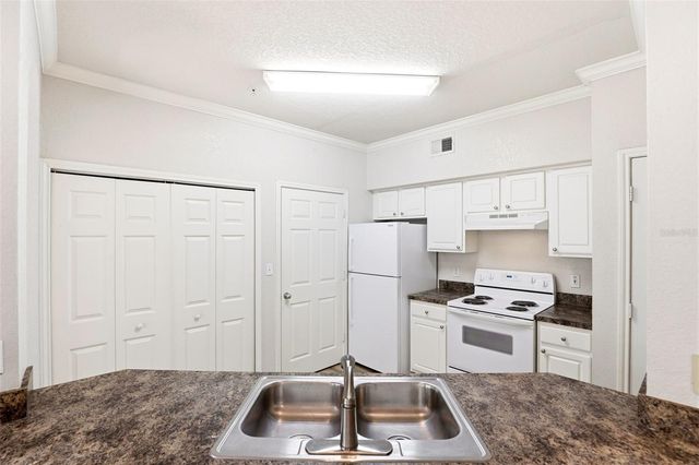 911 N ORANGE AVENUE 321, Orlando, FL 32801