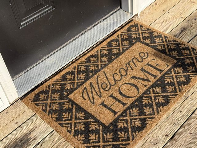 909 GRAYSON AVE, Waynesboro, VA 22980