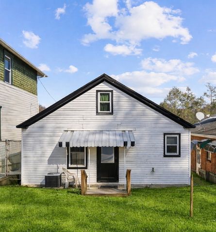 115 Frankfort Ave, West View, PA 15229