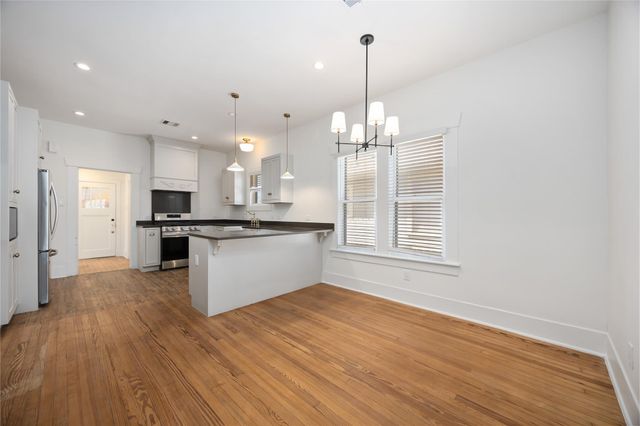 2100 Gregg Street, Houston, TX 77026