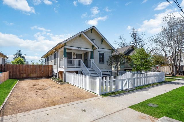 2100 Gregg Street, Houston, TX 77026