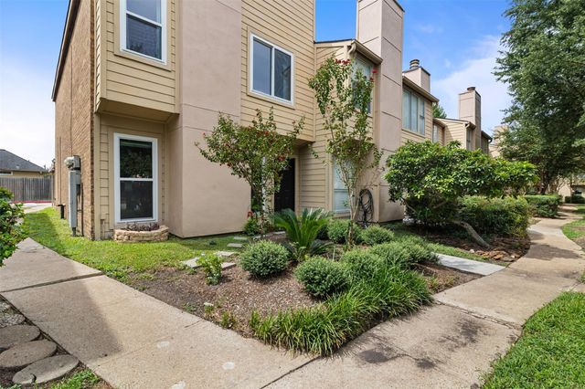 1500 Sandy Springs Road 22, Houston, TX 77042