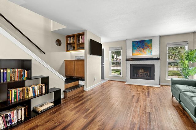 1500 Sandy Springs Road 22, Houston, TX 77042