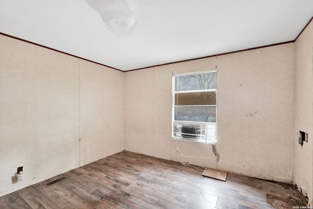 17402 Fx Ball, Elmendorf, TX 78112