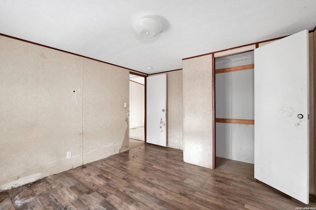 17402 Fx Ball, Elmendorf, TX 78112