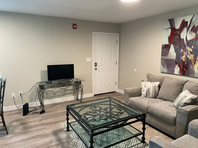 105 N GARTH AVE 40, Columbia, MO 65203