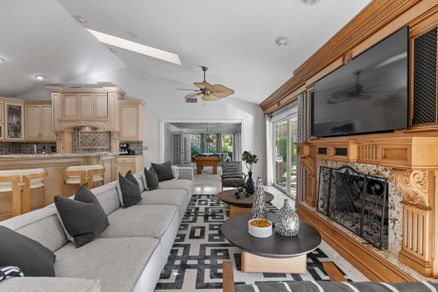 126 Anchorage Drive S, North Palm Beach, FL 33408