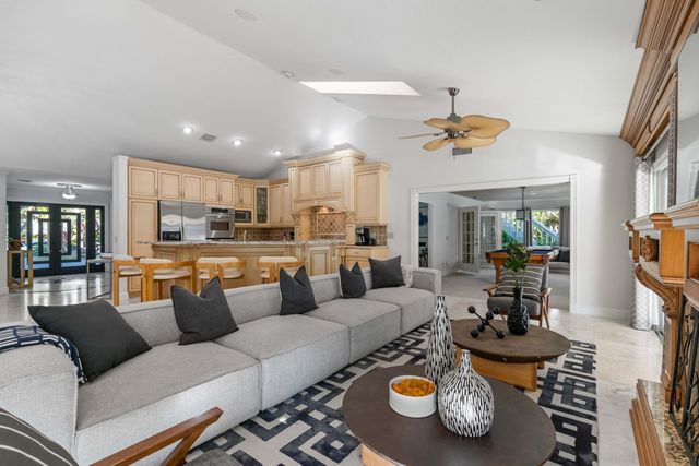 126 Anchorage Drive S, North Palm Beach, FL 33408