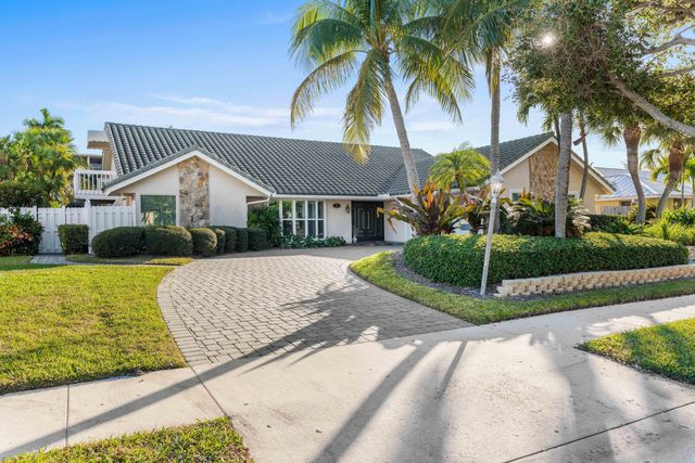 126 Anchorage Drive S, North Palm Beach, FL 33408
