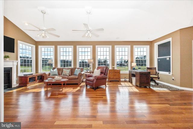 6181 CHALLEDON CIR, Mount Airy, MD 21771