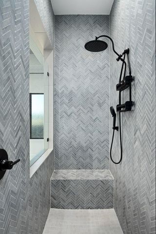 1105 Joe Carson DR, Leander, TX 78641