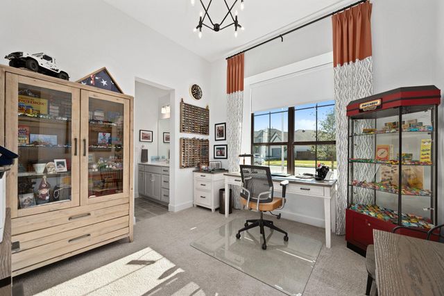 1105 Joe Carson DR, Leander, TX 78641