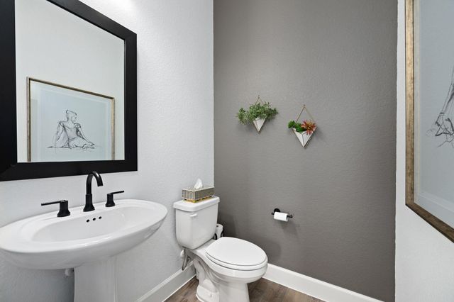 1105 Joe Carson DR, Leander, TX 78641