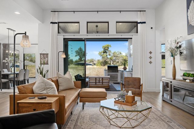 1105 Joe Carson DR, Leander, TX 78641