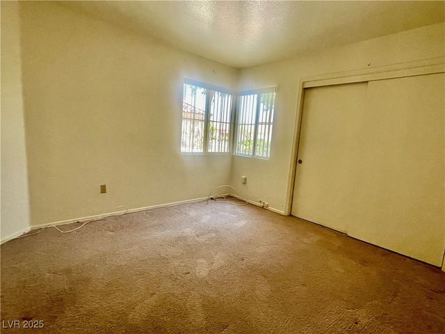 2465 Palmridge Drive, Las Vegas, NV 89134