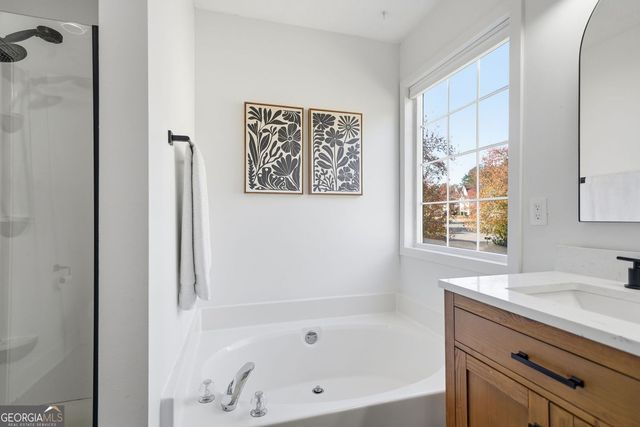 344 Weatherstone Place, Woodstock, GA 30188