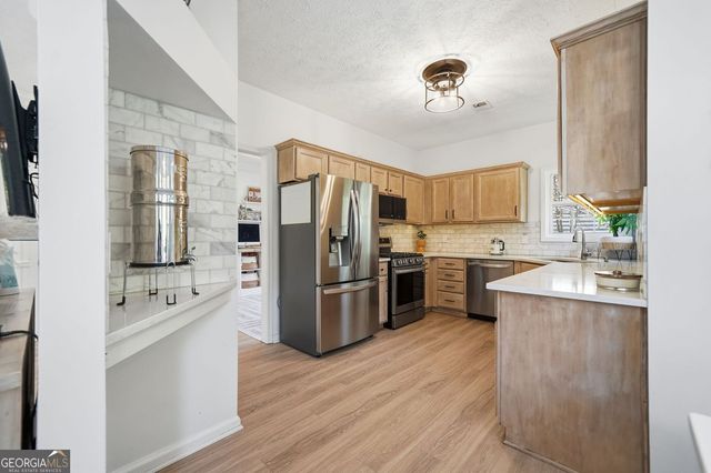 344 Weatherstone Place, Woodstock, GA 30188