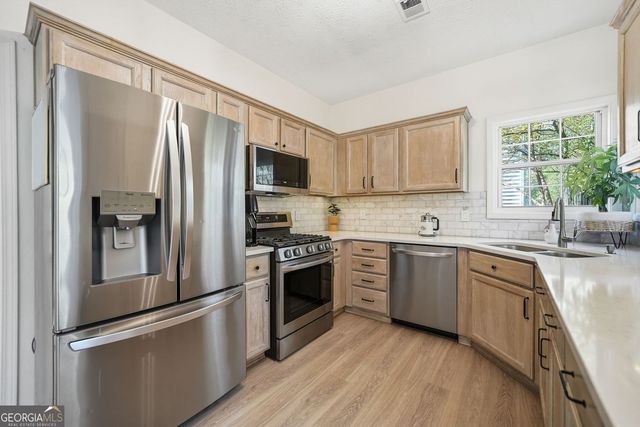344 Weatherstone Place, Woodstock, GA 30188