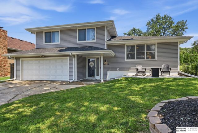 10718 V Street, Omaha, NE 68127