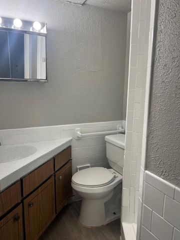 311 E 31st ST 208, Austin, TX 78705