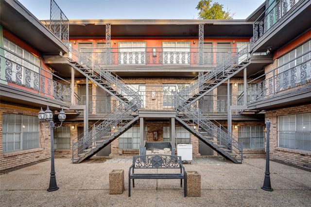 311 E 31st ST 208, Austin, TX 78705