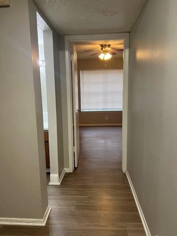 311 E 31st ST 208, Austin, TX 78705