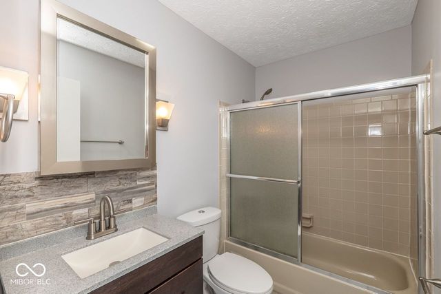 4681 Stansbury Lane, Indianapolis, IN 46254