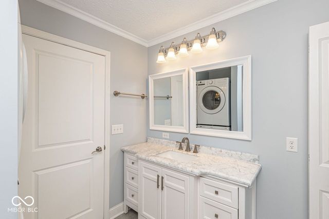 4681 Stansbury Lane, Indianapolis, IN 46254