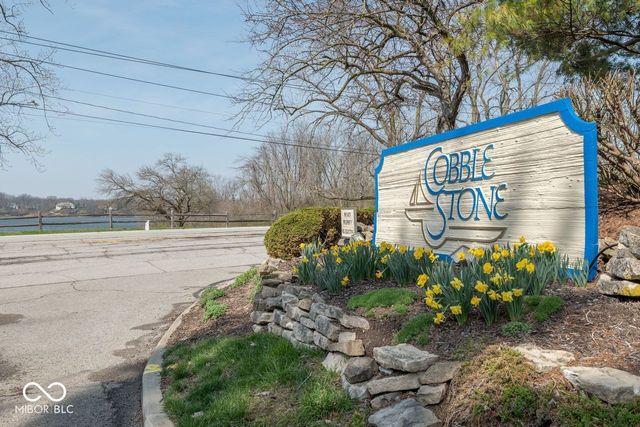 4681 Stansbury Lane, Indianapolis, IN 46254