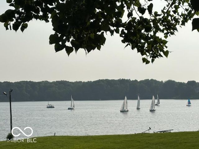 4681 Stansbury Lane, Indianapolis, IN 46254