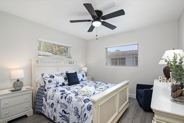 2405 48TH AVENUE W, Bradenton, FL 34207