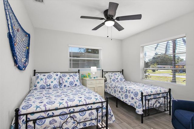 2405 48TH AVENUE W, Bradenton, FL 34207