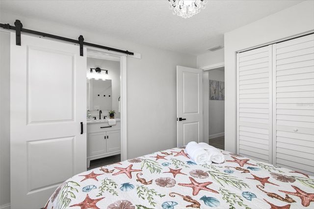 2405 48TH AVENUE W, Bradenton, FL 34207