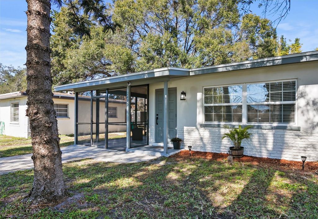 2405 48TH AVENUE W, Bradenton, FL 34207