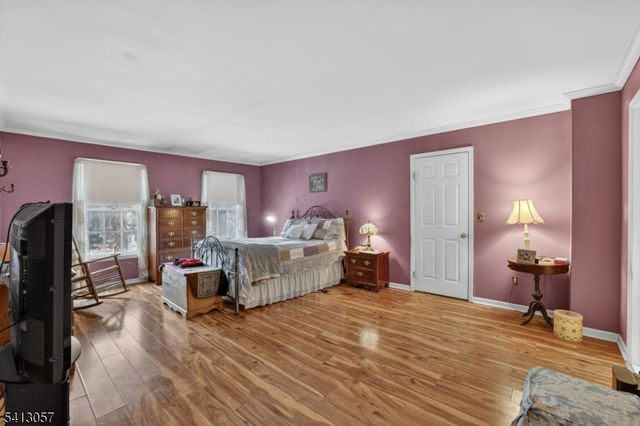 3 Turnburry Rd, Washington Twp., NJ 07882