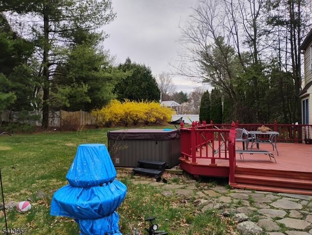 3 Turnburry Rd, Washington Twp., NJ 07882