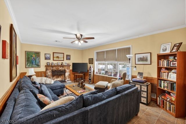 3 Turnburry Rd, Washington Twp., NJ 07882