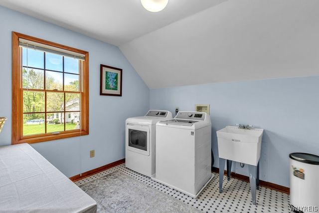 8965 Hickory Meadows Road, Boston, NY 14025