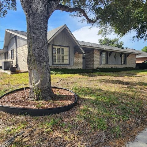 4441 Dolphin Pl, Corpus Christi, TX 78411