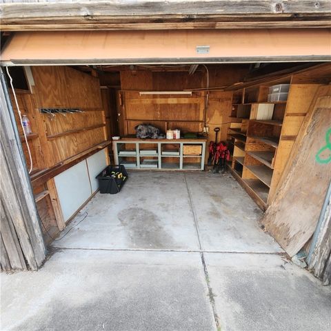 4441 Dolphin Pl, Corpus Christi, TX 78411