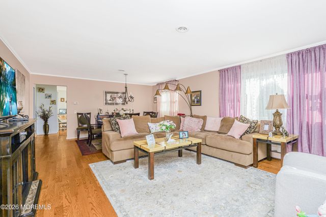 1 Miramar Court, Toms River, NJ 08757