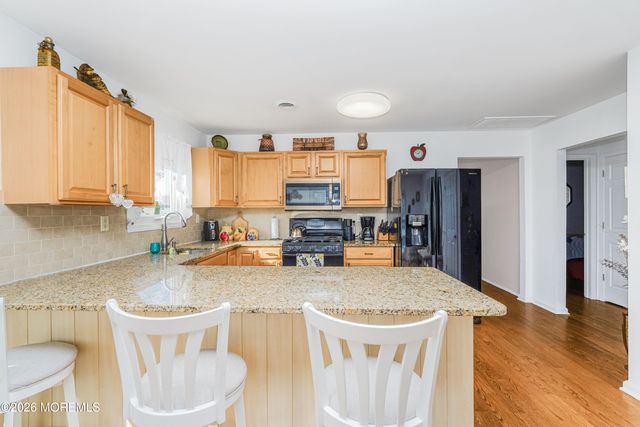 1 Miramar Court, Toms River, NJ 08757