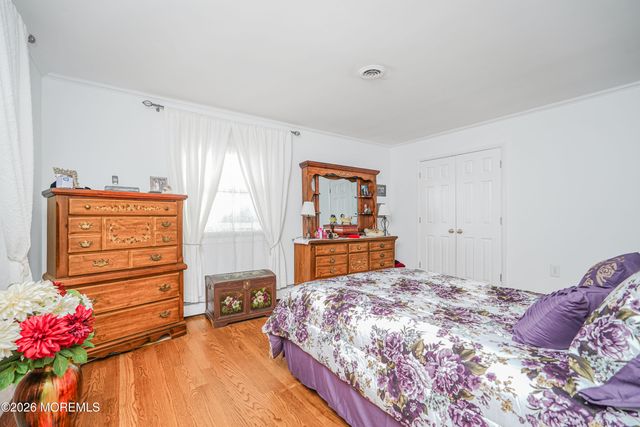 1 Miramar Court, Toms River, NJ 08757