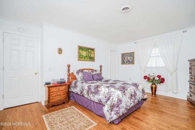 1 Miramar Court, Toms River, NJ 08757