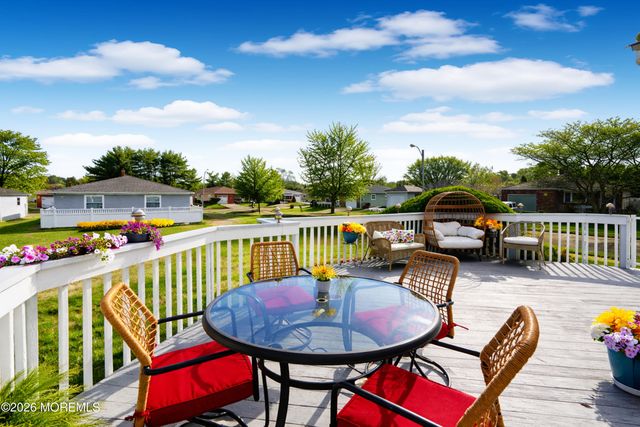 1 Miramar Court, Toms River, NJ 08757