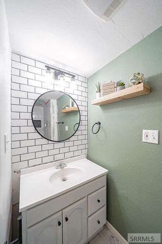 1305 Kearney Street, Idaho Falls, ID 83401